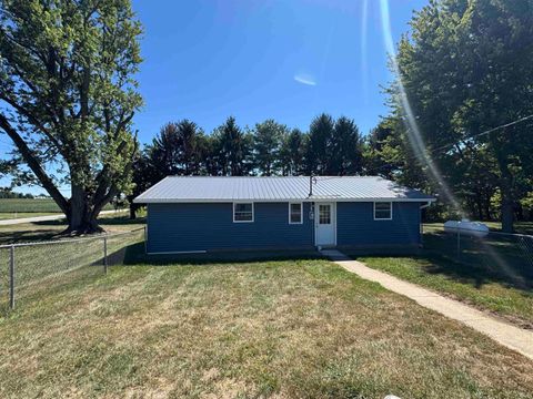 Tiny photo for 3006 S 150 E, Peru, IN 46970 (MLS # 202601209)