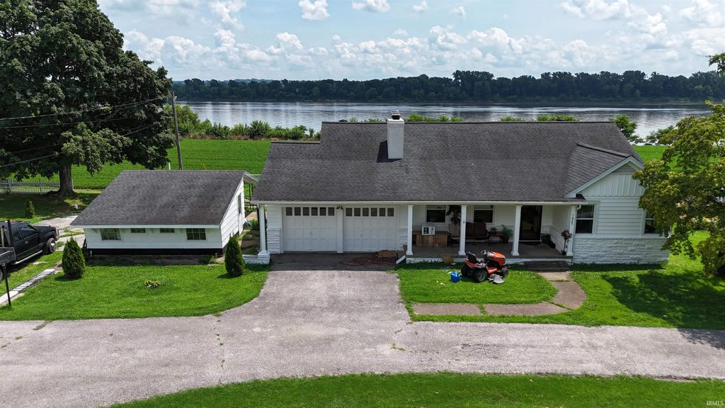 Photo of 1425 Main Street, Grandview, IN 47615 (MLS # 202544440)