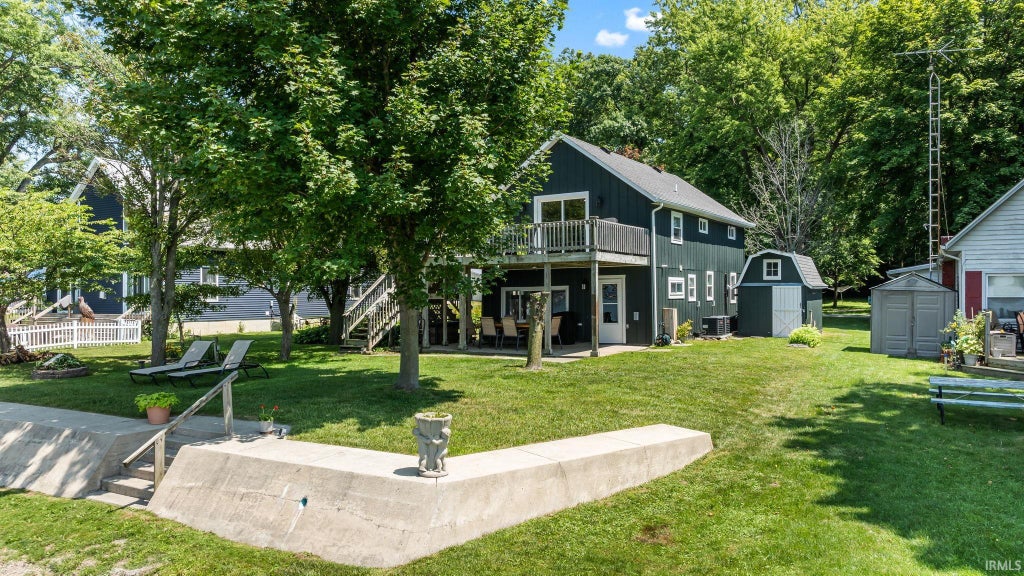 Photo of 700 Park Drive Turkey Lake, Lagrange, IN 46761 (MLS # 202632070)