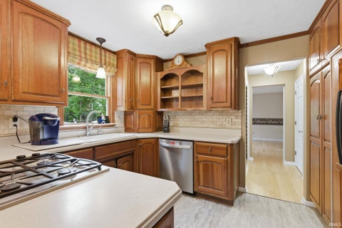 Tiny photo for 202 Duke Drive, Kokomo, IN 46902 (MLS # 202622216)