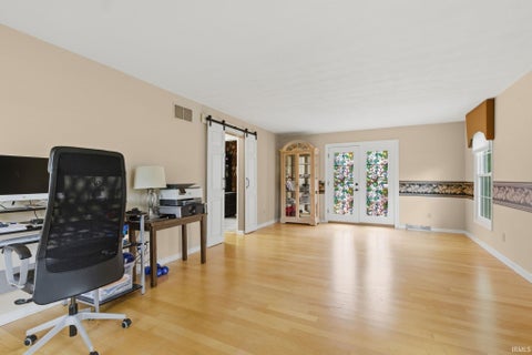 Tiny photo for 202 Duke Drive, Kokomo, IN 46902 (MLS # 202622216)