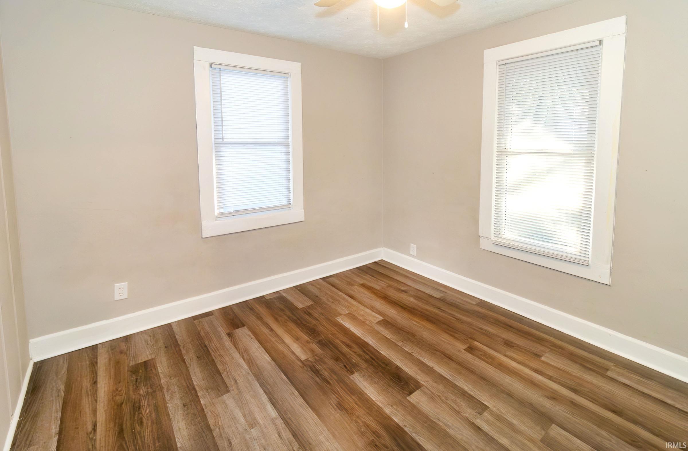 Evansville, Indiana 47714, United States, 2 Bedrooms Bedrooms, ,1 BathroomBathrooms,Residential,Active,227807