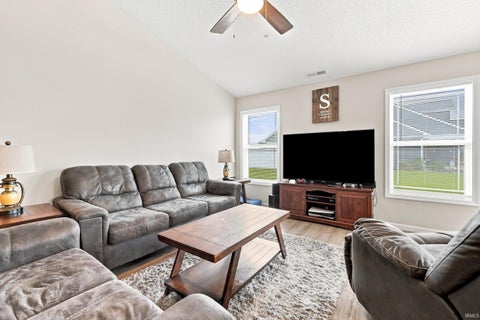 Tiny photo for 1012 N Walsh Street, Garrett, IN 46738 (MLS # 202637467)