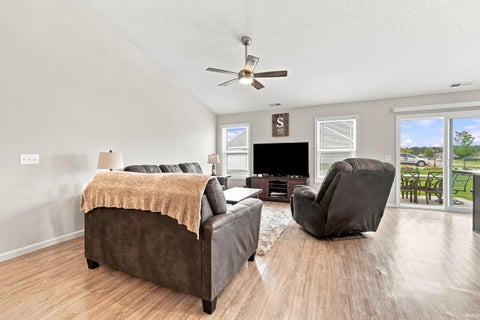 Tiny photo for 1012 N Walsh Street, Garrett, IN 46738 (MLS # 202637467)