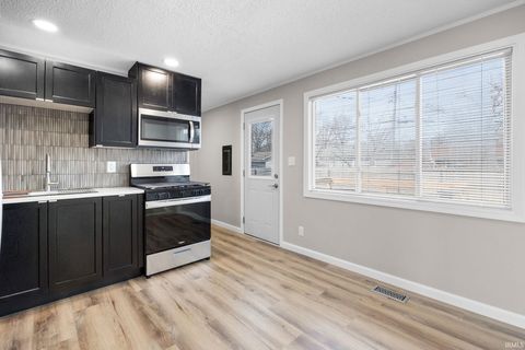 Tiny photo for 924 Shenandoah Drive, Lafayette, IN 47905 (MLS # 202610480)