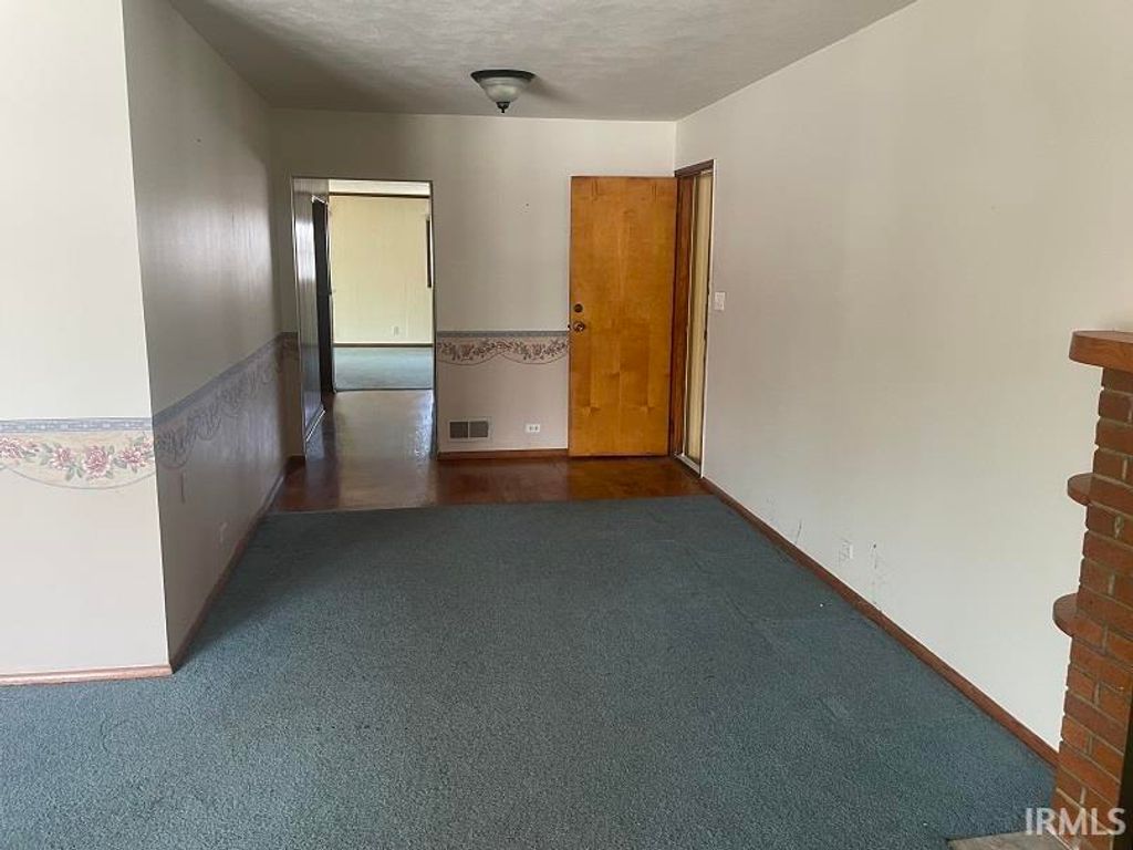 Photo of 3816 S Felton Street, Marion, IN 46953 (MLS # 202603497)