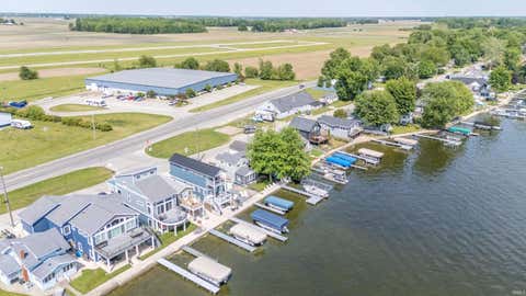 Tiny photo for 2509 Barrett Road, Rochester, IN 46975 (MLS # 202622192)