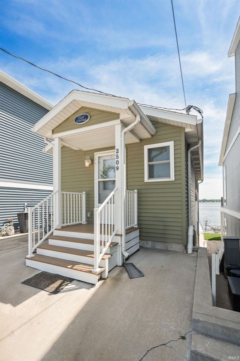 Tiny photo for 2509 Barrett Road, Rochester, IN 46975 (MLS # 202622192)
