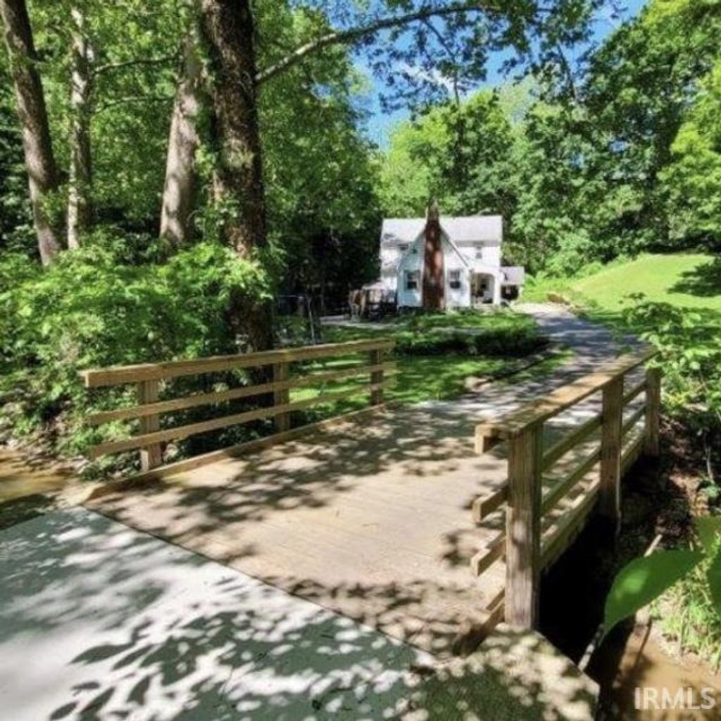 Photo of 1750 N SR 19, Peru, IN 46970 (MLS # 202602188)