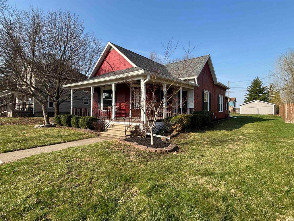 Photo of 315 S Indiana Avenue, Auburn, IN 46706 (MLS # 202610173)