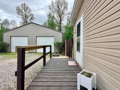 Tiny photo for 2104 N Hoosier Hills, Linton, IN 47441 (MLS # 202612766)