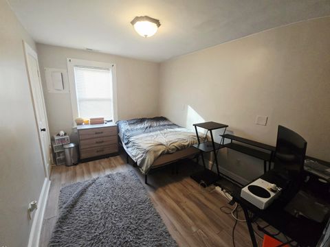 Tiny photo for 3124 Broadway, Fort Wayne, IN 46807 (MLS # 202612495)