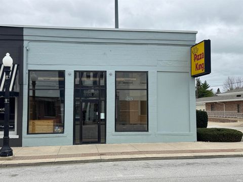 Photo of 109 N Jefferson Street, Converse, IN 46919 (MLS # 202611923)