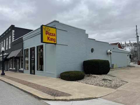 Tiny photo for 109 N Jefferson Street, Converse, IN 46919 (MLS # 202611923)