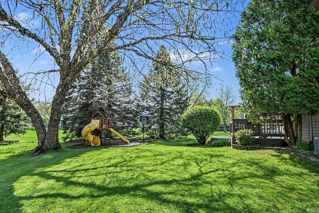 Photo of 14770 Fairfield St Drive, Granger, IN 46530 (MLS # 202613982)