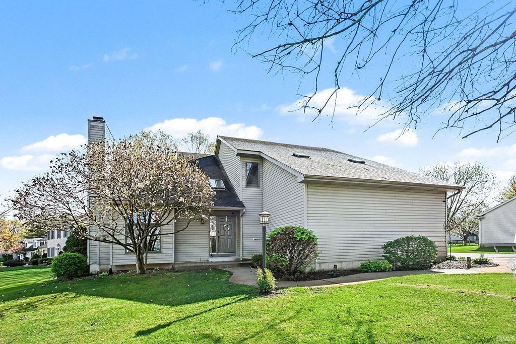 Photo of 14770 Fairfield St Drive, Granger, IN 46530 (MLS # 202613982)