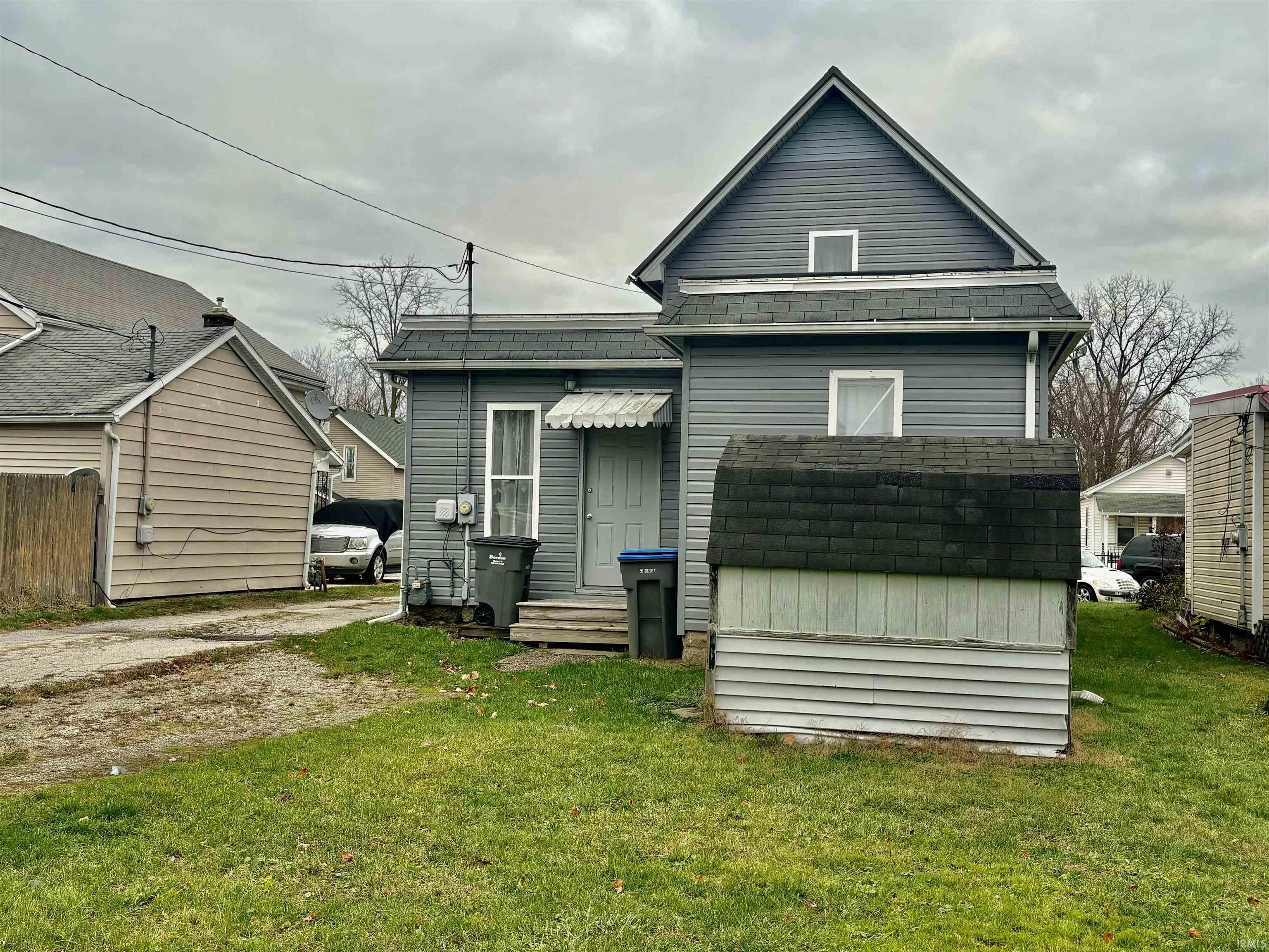 Goshen, Indiana 46528, United States, 2 Bedrooms Bedrooms, ,2 BathroomsBathrooms,Residential,Pending,32331