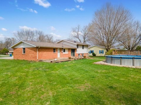 Tiny photo for 2305 W Clearview Drive, Marion, IN 46952 (MLS # 202611531)