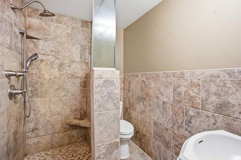 Tiny photo for 2305 W Clearview Drive, Marion, IN 46952 (MLS # 202611531)