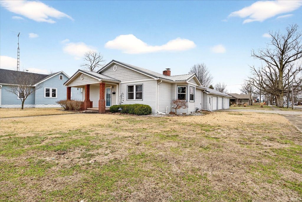 Photo of 26 N Lafayette Street, Worthington, IN 47471 (MLS # 202606110)