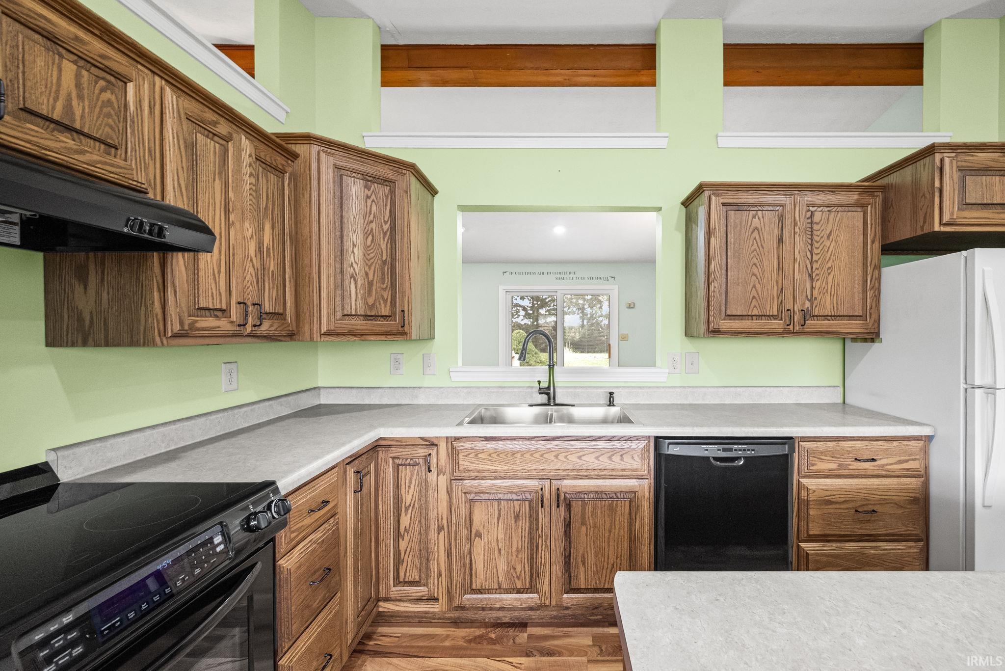 Delphi, Indiana 46923, United States, 3 Bedrooms Bedrooms, ,2 BathroomsBathrooms,Residential,Active,217020