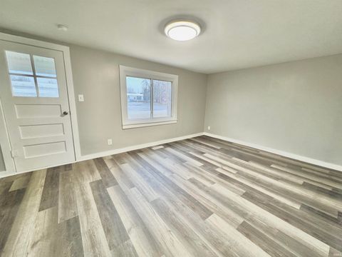 Tiny photo for 1213 E State Street, Kokomo, IN 46902 (MLS # 202605425)