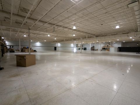 Tiny photo for 1500 N Reed Road, Kokomo, IN 46901 (MLS # 202427816)