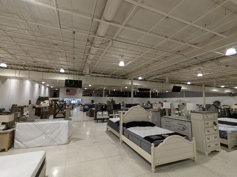 Tiny photo for 1500 N Reed Road, Kokomo, IN 46901 (MLS # 202427816)