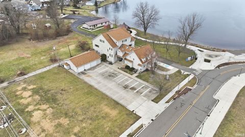 Photo of 347 N Buffalo Street, Warsaw, IN 46580 (MLS # 202600808)