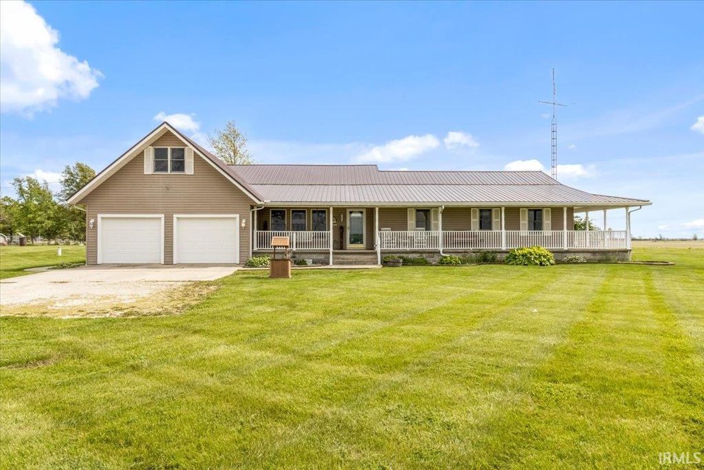 Photo of 10071 W 400 S Road, Dunkirk, IN 47336 (MLS # 202618469)