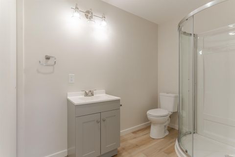 Tiny photo for 5024 Graham Avenue, Evansville, IN 47715 (MLS # 202546588)