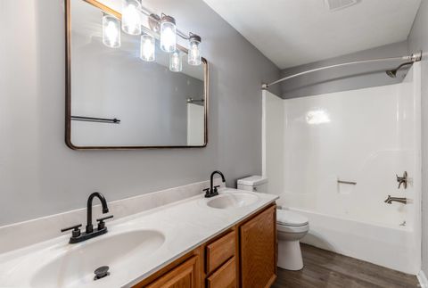 Tiny photo for 8330 Greendale Drive, Evansville, IN 47711 (MLS # 202630125)