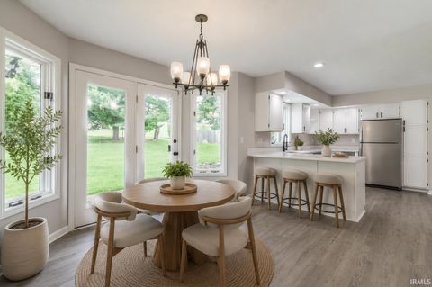 Tiny photo for 8330 Greendale Drive, Evansville, IN 47711 (MLS # 202630125)