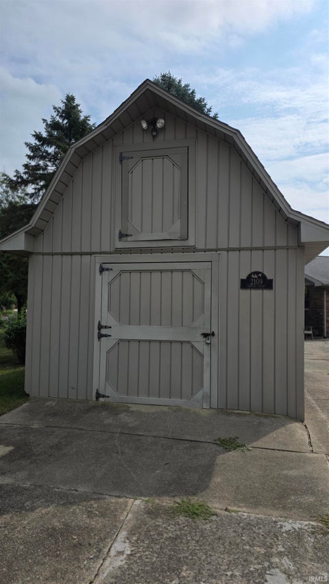 Tiny photo for 2109 Smith Court, Rochester, IN 46975 (MLS # 202637196)