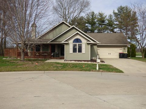 Tiny photo for 200 Heritage Drive, Delphi, IN 46923 (MLS # 202610079)