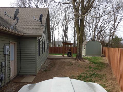 Tiny photo for 200 Heritage Drive, Delphi, IN 46923 (MLS # 202610079)