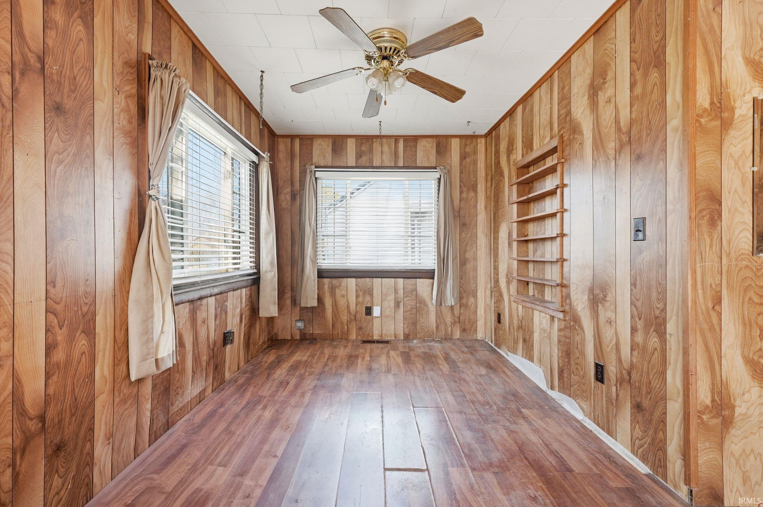 1008 W 16th Street