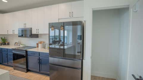 Tiny photo for 116 W Mishawaka Avenue #505, Mishawaka, IN 46545 (MLS # 202635213)