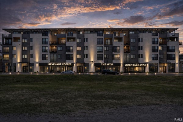 116 W MISHAWAKA AVE APT 505, MISHAWAKA, IN 46545 - Image a2e712b97eba42e865651e4f81fa192c/4219985678