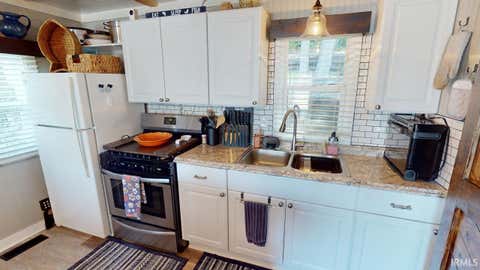 Tiny photo for 11820 N Vista Drive, Monticello, IN 47960 (MLS # 202632348)
