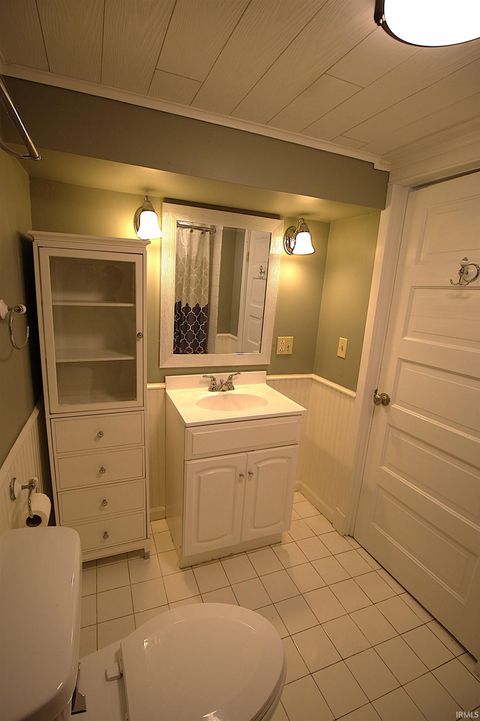 Tiny photo for 703 E Jackson Street, Attica, IN 47918 (MLS # 202618648)