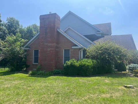 Tiny photo for 2018 Cameron Drive, Kokomo, IN 46902 (MLS # 202639613)