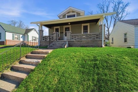 Photo of 1329 Burroughs Street, Lafayette, IN 47904 (MLS # 202612421)