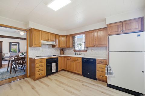 Tiny photo for 1329 Burroughs Street, Lafayette, IN 47904 (MLS # 202612421)