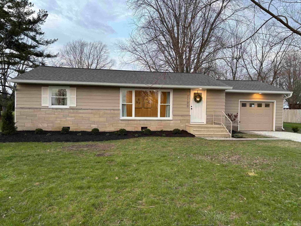 Photo of 2100 E CR700 N Road, Muncie, IN 47303 (MLS # 202610934)