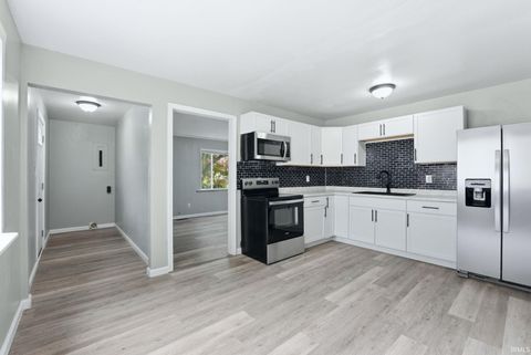 Tiny photo for 1427 Baywood Drive, New Haven, IN 46774 (MLS # 202617057)