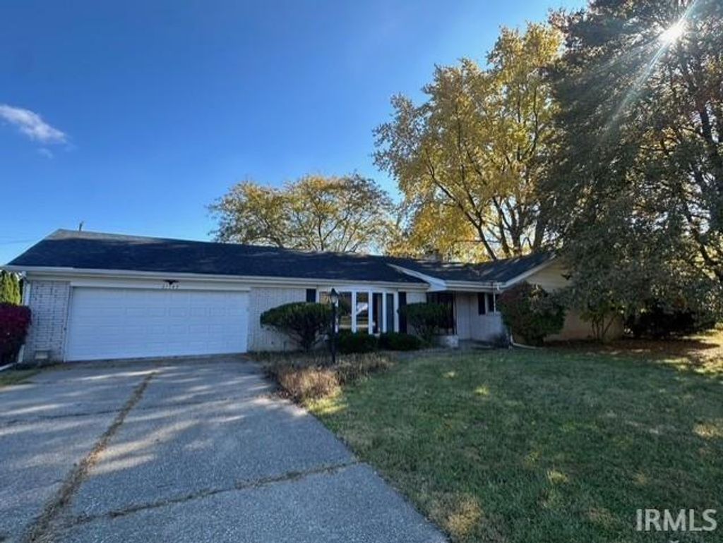 Photo of 61540 Elderberry Lane, South Bend, IN 46614 (MLS # 202545763)