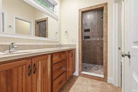 Tiny photo for 4618 N Chatham Drive, Bloomington, IN 47404 (MLS # 202625217)