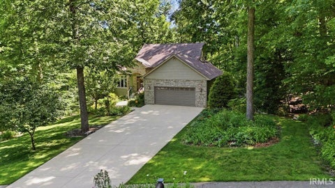Tiny photo for 4618 N Chatham Drive, Bloomington, IN 47404 (MLS # 202625217)