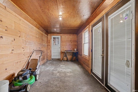 Tiny photo for 216 W Broadway Street, Mishawaka, IN 46545 (MLS # 202636390)